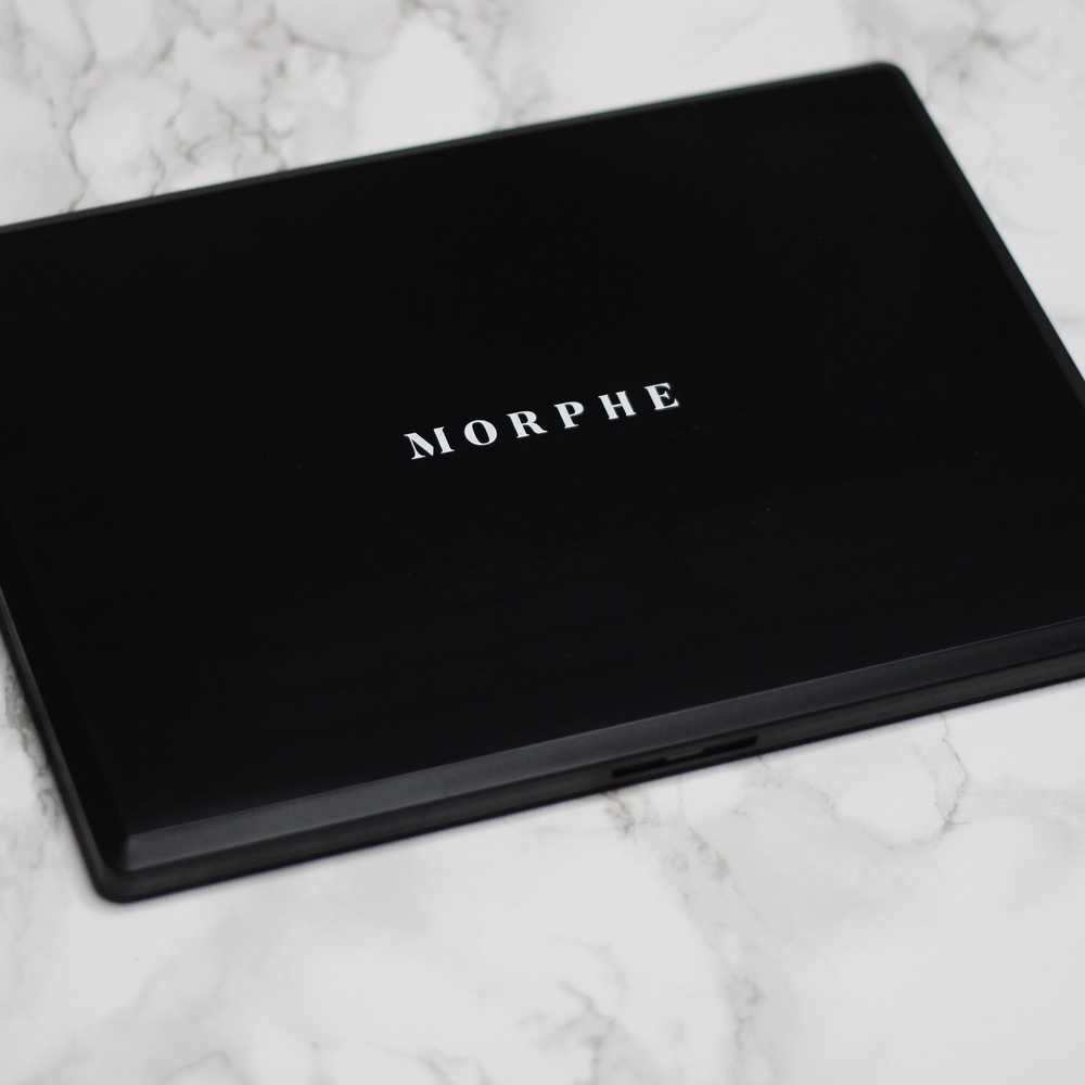 Morphe Fall Into Frost 35F